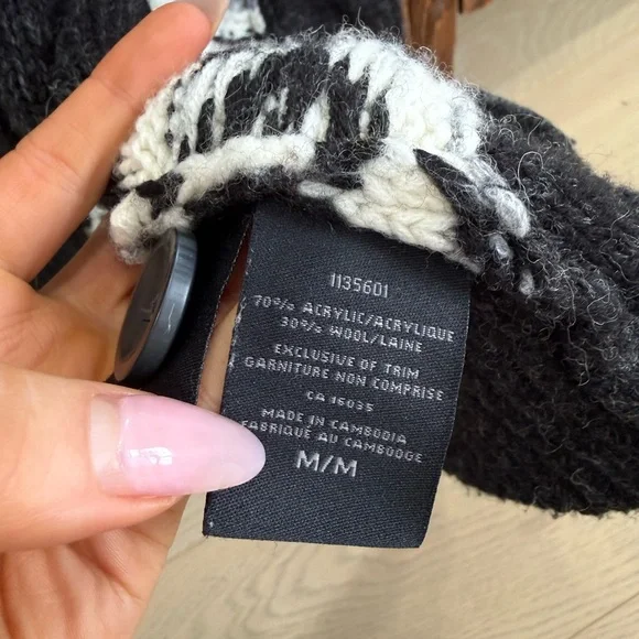 Wool cardigan - Picture 3 of 3